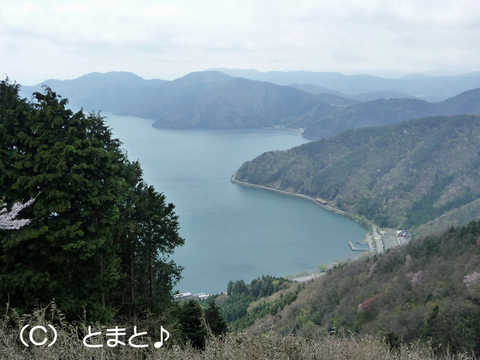 賤ヶ岳山頂から琵琶湖を望む